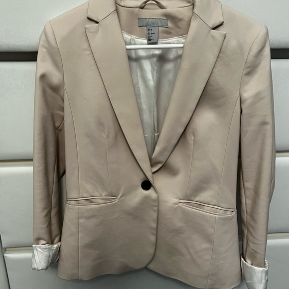 Pale Pink Blazer - Picture 3 of 3